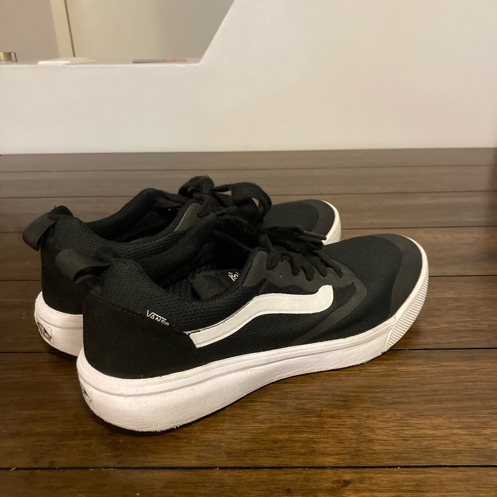 Vans Ultrarange shoes